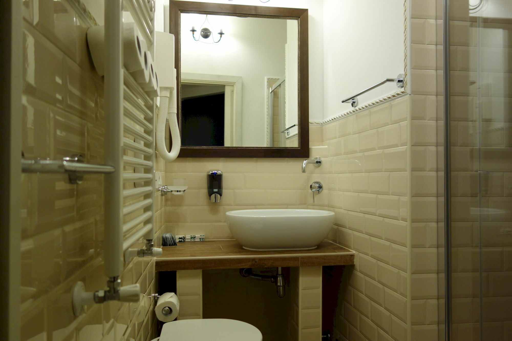 Off Hotell Roma Eksteriør bilde